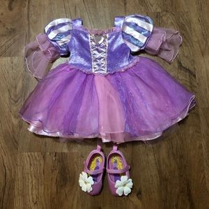 Gently Used Condition Rapunzel Costume With Shoes